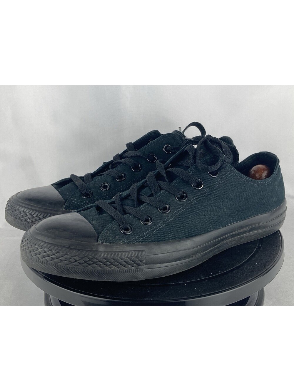 Men’s 8 / Women’s 10 Converse Chuck Taylor All Star Low Top Triple Black M5039